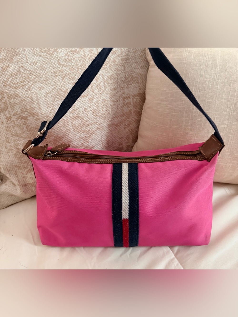 Tommy Hilfiger Pink Nylon shoulder bag